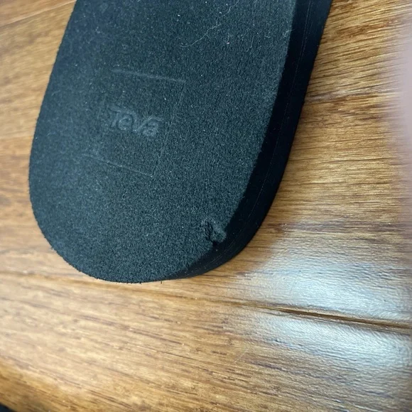 Teva Olowahu Sandals Womans 10 - Picture 2 of 5